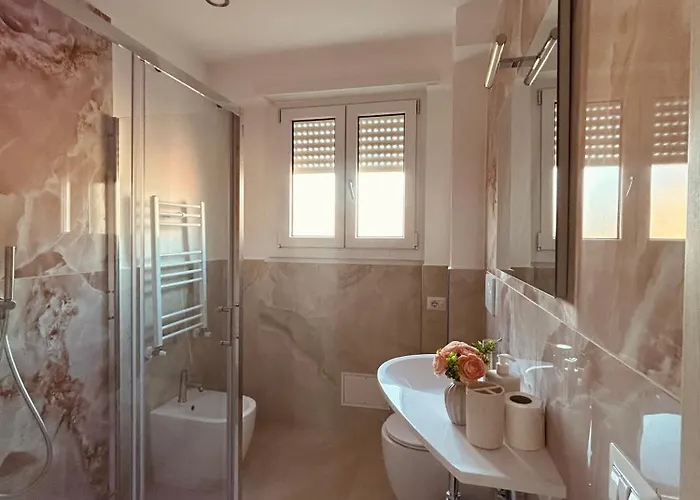 - 200m Dalla Metro A Subaugusta Bed & Breakfast 4*